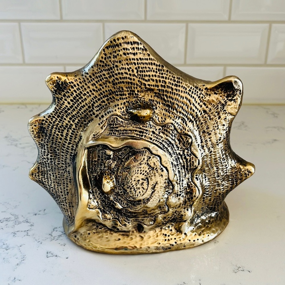 Place & Time Large Ceramic Conch Shell Gold - Picture 3 of 15